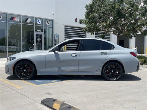 New 2025 BMW 330i Sedan w/ M Sport Package image 9