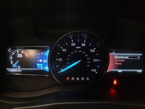 Used 2017 Ford Explorer XLT w/ Equipment Group 201A AWD/4WD image 23