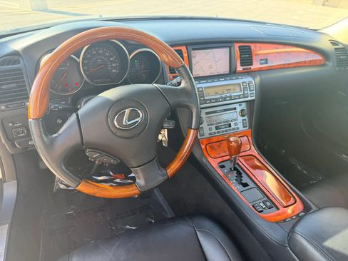 Used 2002 Lexus SC 430 Convertible RWD image 13