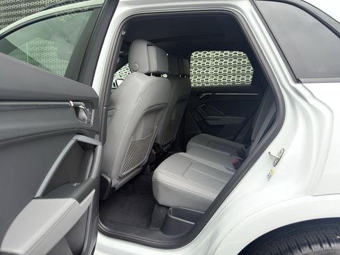 Certified 2025 Audi Q3 2.0T Premium w/ Black Optic Sport Package AWD/4WD image 11