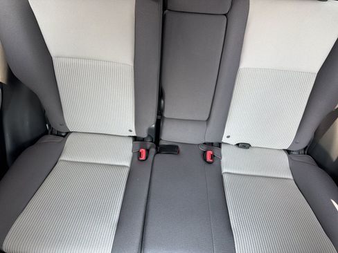 Used 2015 Toyota RAV4 XLE FWD image 13