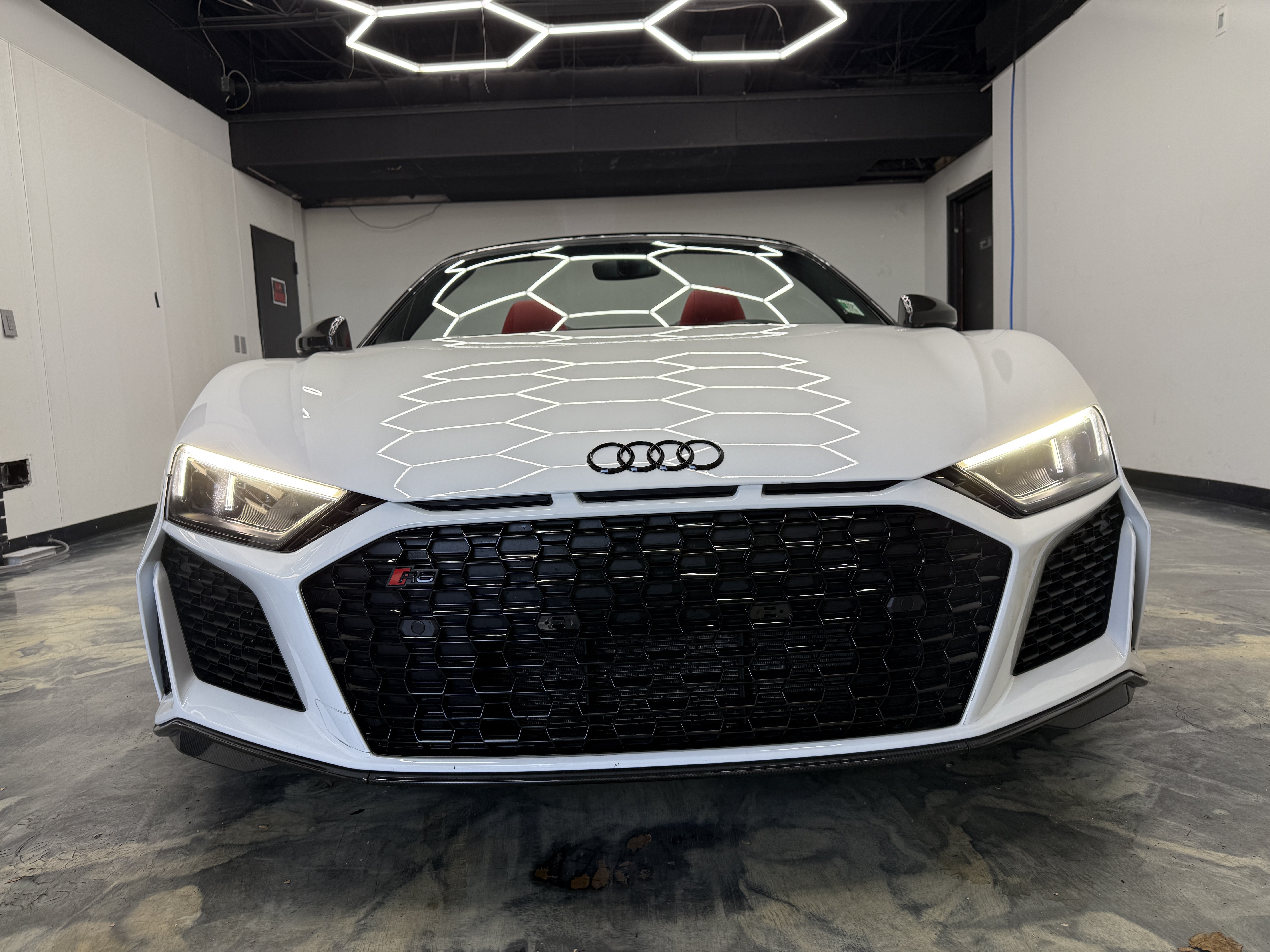 Used 2023 Audi R8 V10 performance AWD/4WD image 8