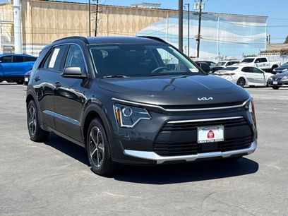 Used 2025 Kia Niro EX