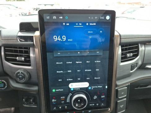 Used 2023 Ford F150 Lightning Lariat w/ Equipment Group 511A High image 16