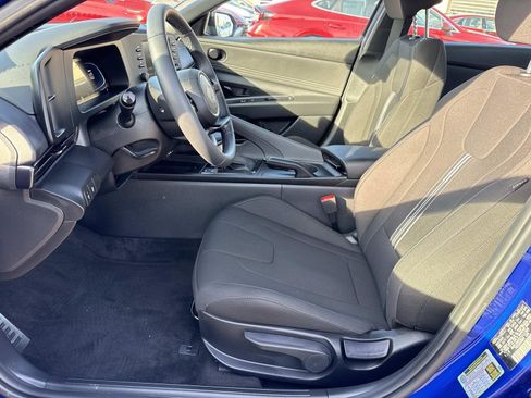 Used 2026 Hyundai Elantra Sport FWD image 9