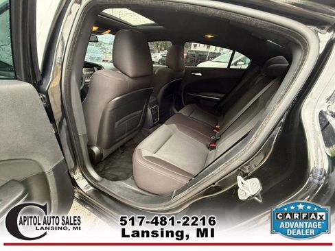 Used 2015 Dodge Charger SXT image 15