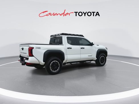 Certified 2024 Toyota Tacoma TRD Off-Road w/ TRD Off Road Upgrade Package AWD/4WD image 8