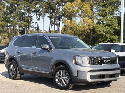 Used 2025 Kia Telluride LX