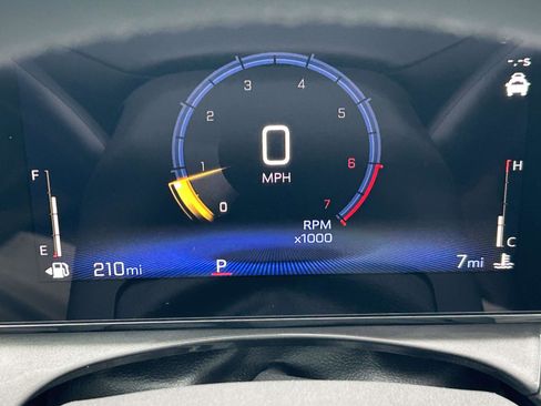 New 2026 Chevrolet Trax ACTIV w/ Sunroof Package image 22