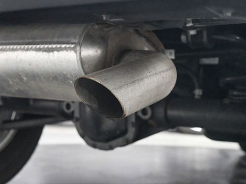 Used 2024 Jeep Wrangler Sahara image 22