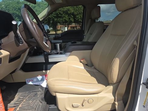 Used 2018 Ford F150 Lariat w/ Equipment Group 502A Luxury AWD/4WD image 25