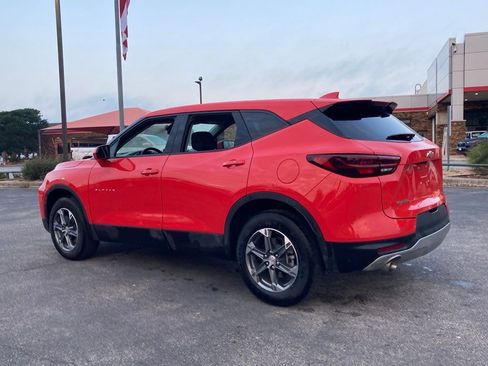 Used 2025 Chevrolet Blazer LT image 7