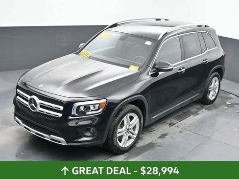 Used 2023 Mercedes-Benz GLB 250 4MATIC image 40