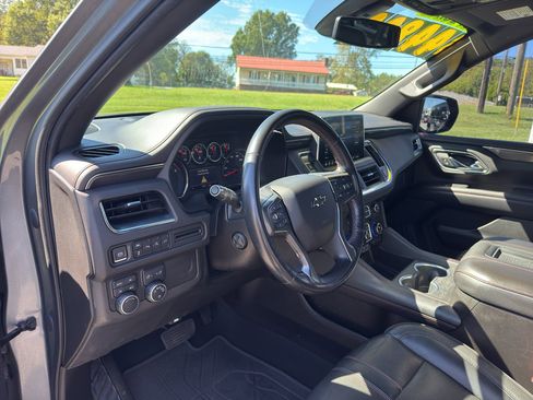 Used 2021 Chevrolet Tahoe RST w/ Luxury Package image 11