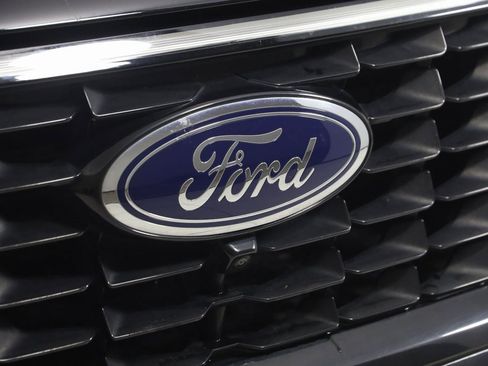 Used 2023 Ford Escape Platinum image 15