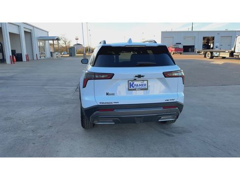 New 2026 Chevrolet Equinox ACTIV w/ Safety and Technology Package image 7