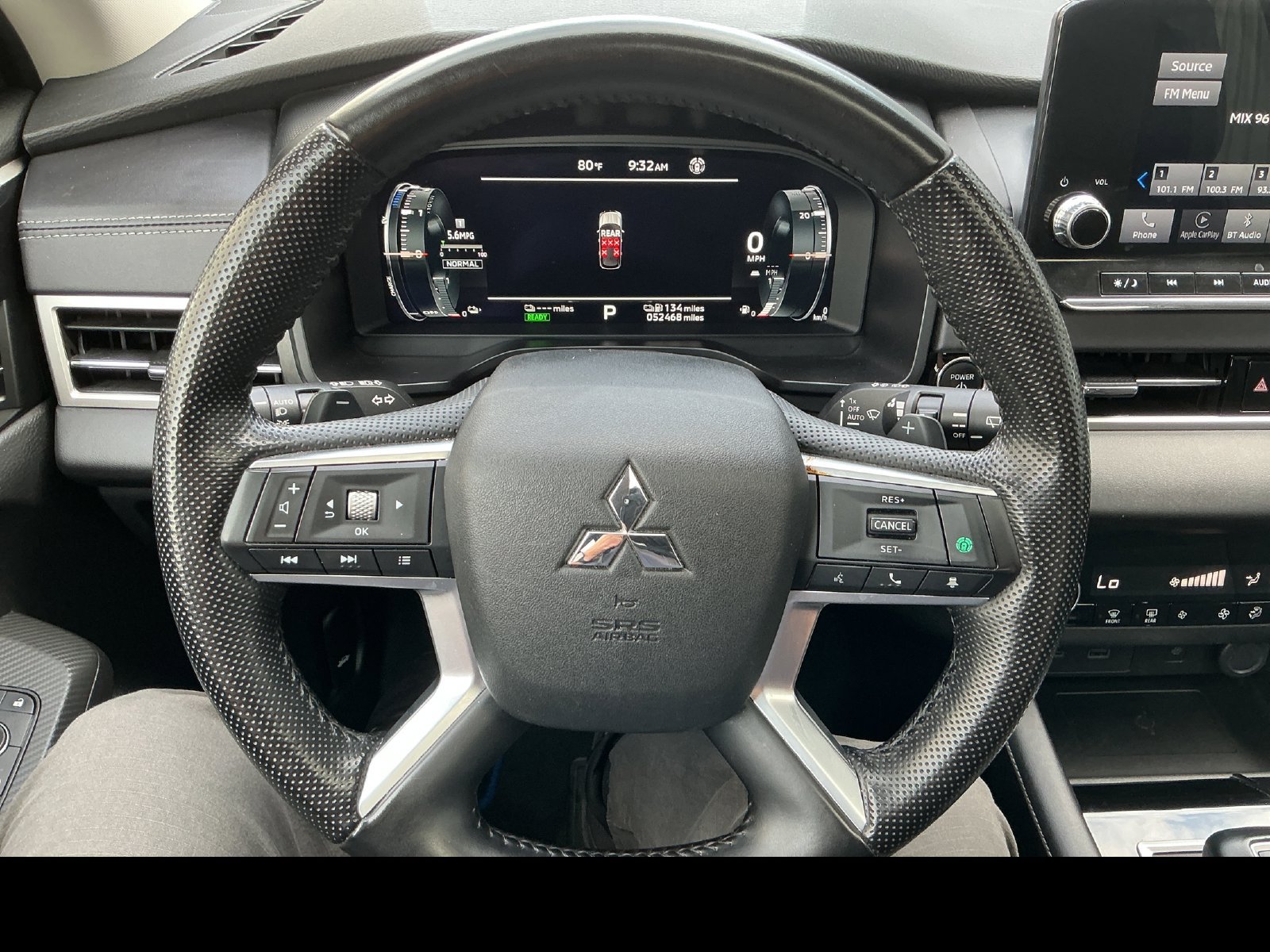 Used 2024 Mitsubishi Outlander 4WD Plug-In Hybrid image 14