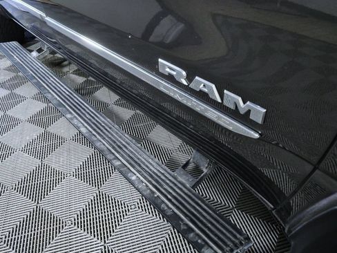 Used 2019 RAM 1500 Limited AWD/4WD image 8