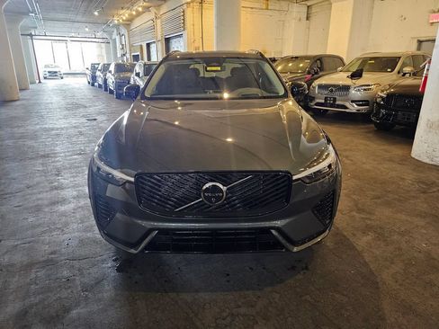 Certified 2026 Volvo XC60 T8 Ultra AWD/4WD image 7