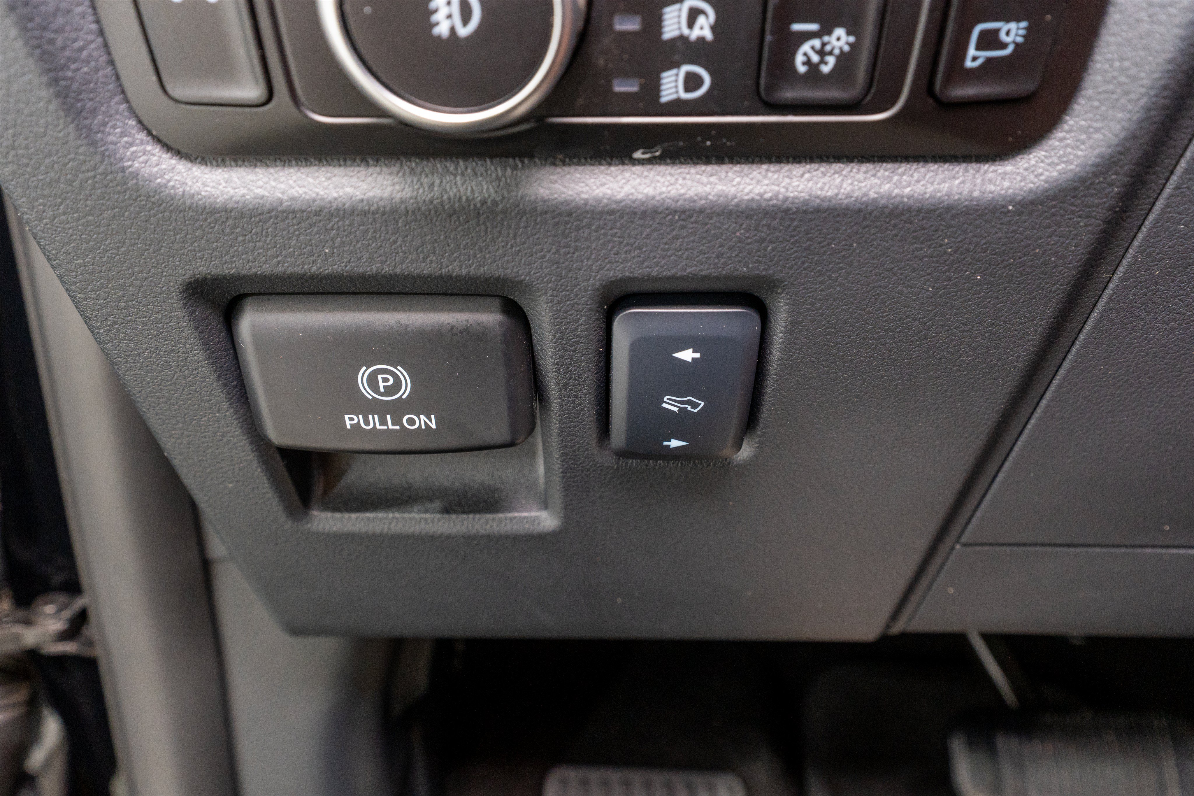 Used 2025 Ford F150 Platinum AWD/4WD image 42