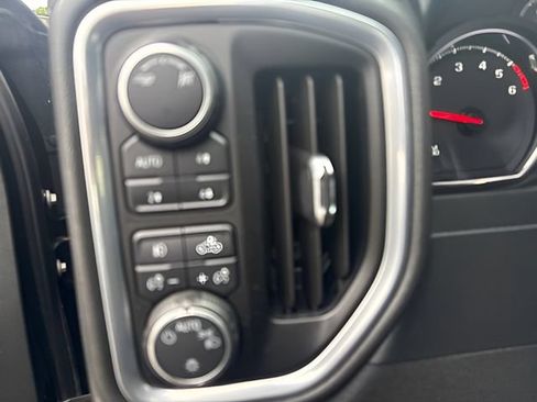 Used 2019 Chevrolet Silverado 1500 LT Trail Boss AWD/4WD image 20