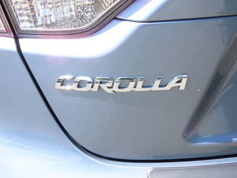 Used 2026 Toyota Corolla LE FWD image 7