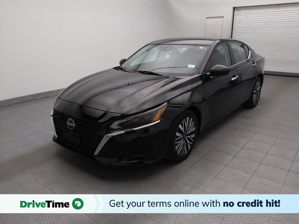 Used 2023 Nissan Altima 2.5 SV FWD image 1