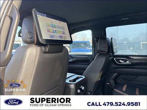 Used 2023 GMC Yukon AT4 w/ AT4 Premium Plus Package image 9