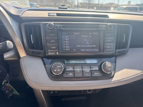 Used 2015 Toyota RAV4 XLE image 14