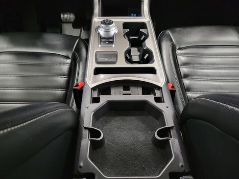 Used 2023 Ford Edge SEL w/ Convenience Package image 17