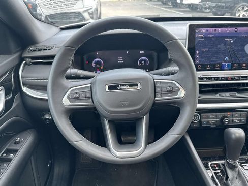 Used 2024 Jeep Compass Limited w/ High Altitude Package AWD/4WD image 14