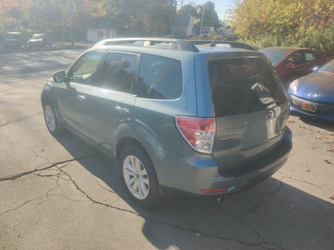 Used 2012 Subaru Forester 2.5X Premium image 4