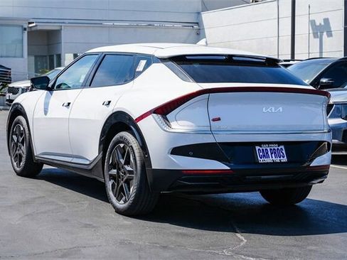 New 2025 Kia EV6 Wind image 4