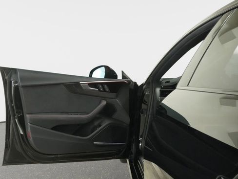 Used 2025 Audi S5 Premium Plus image 31