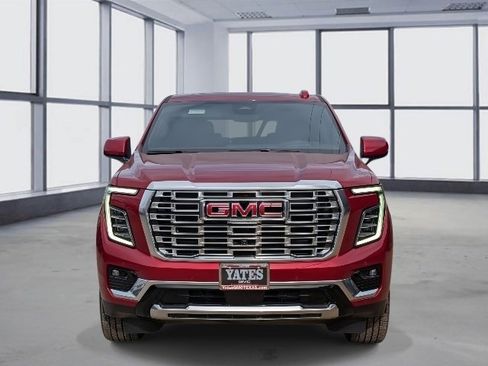New 2026 GMC Yukon Denali w/ Advanced Technology Package image 2
