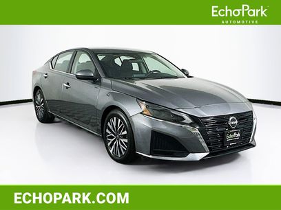 Used 2023 Nissan Altima 2.5 SV