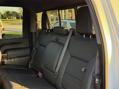 Used 2023 GMC Sierra 3500 SLT w/ SLT Convenience Package image 31