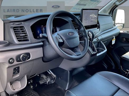New 2026 Ford Transit 250 Low Roof RWD image 8