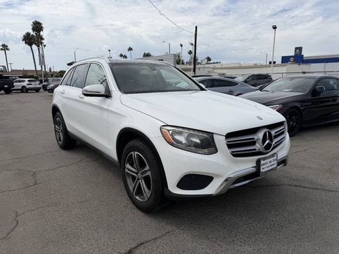 Used 2016 Mercedes-Benz GLC 300 image 4