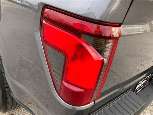 Used 2024 Ford F150 STX image 28