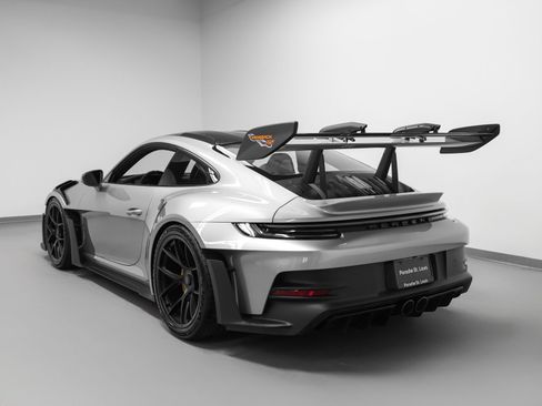 Certified 2024 Porsche 911 GT3 RS RWD image 3