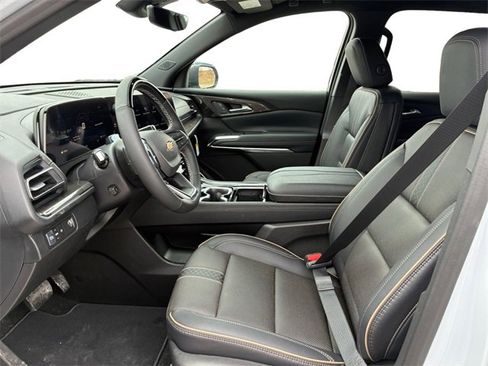 New 2026 Chevrolet Traverse High Country image 11