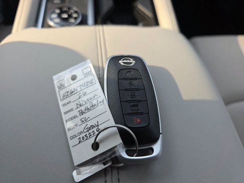 New 2026 Nissan Pathfinder SL image 29