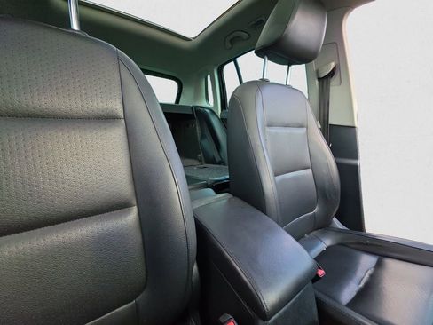 Used 2012 Volkswagen Tiguan S AWD/4WD image 7