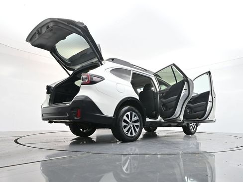 Used 2020 Subaru Outback Premium image 40