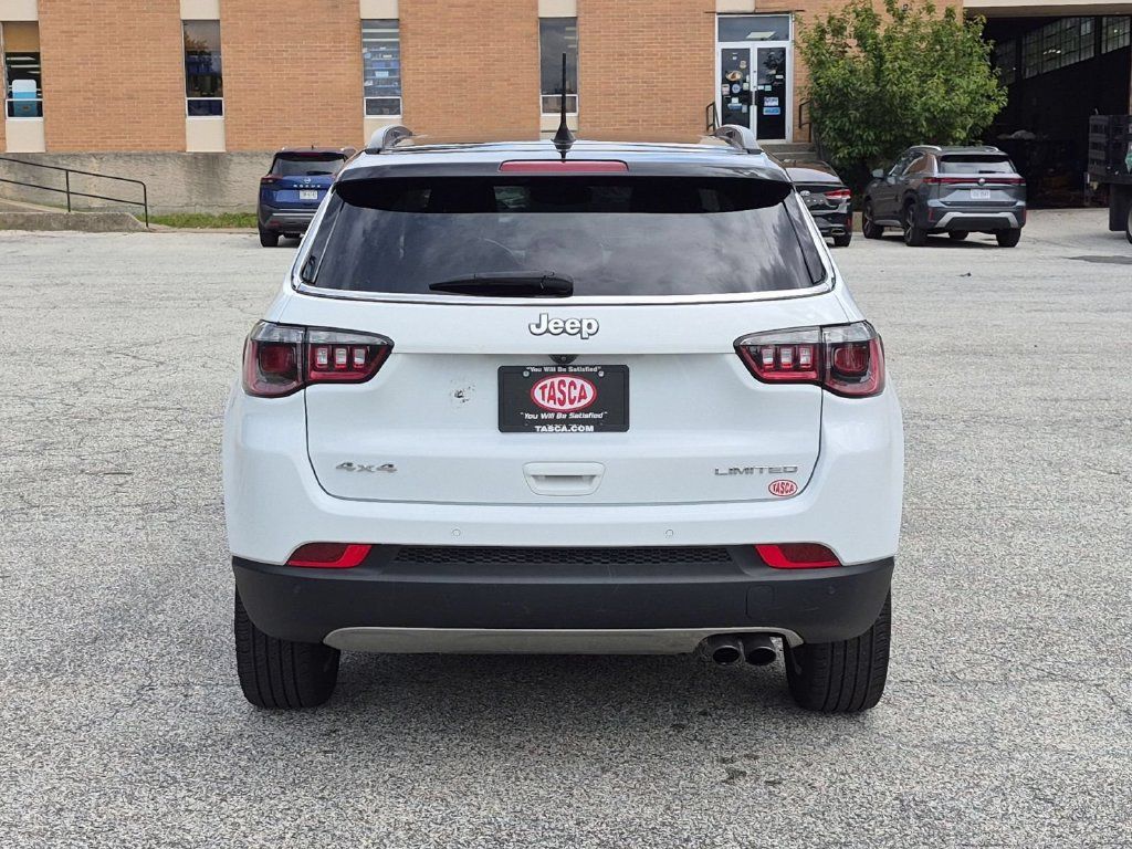 Used 2022 Jeep Compass Limited w/ Sun and Sound Group AWD/4WD image 4