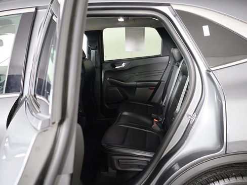 Used 2024 Ford Escape Platinum AWD/4WD image 32