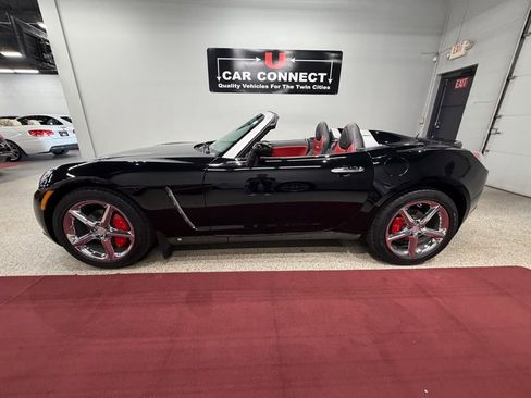 Used 2008 Saturn Sky Red Line RWD image 19
