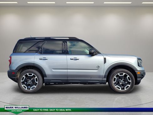 Used 2021 Ford Bronco Sport Outer Banks AWD/4WD image 2