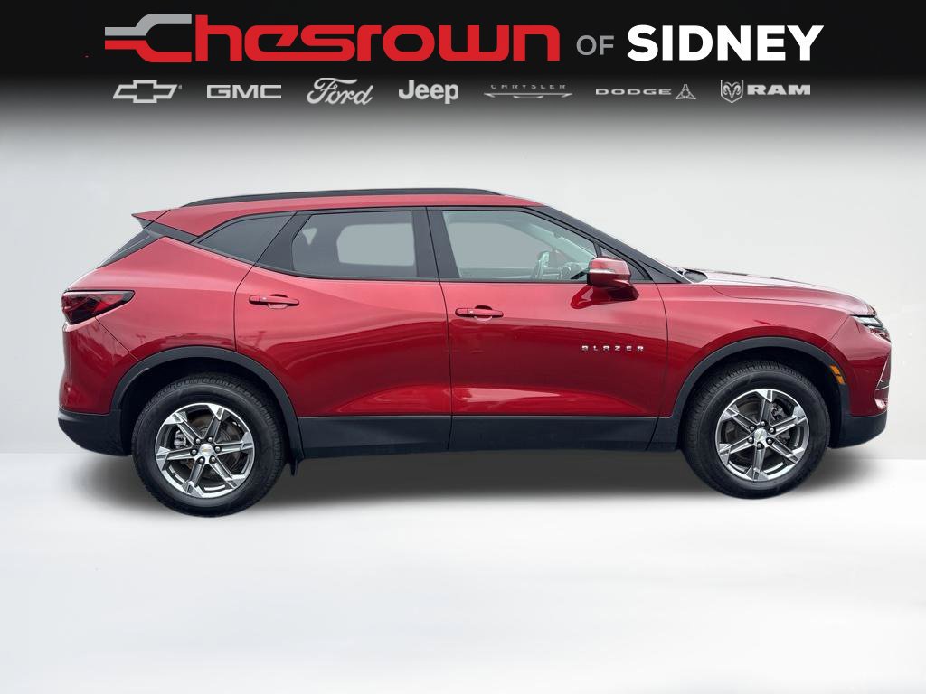 Used 2024 Chevrolet Blazer LT FWD image 6